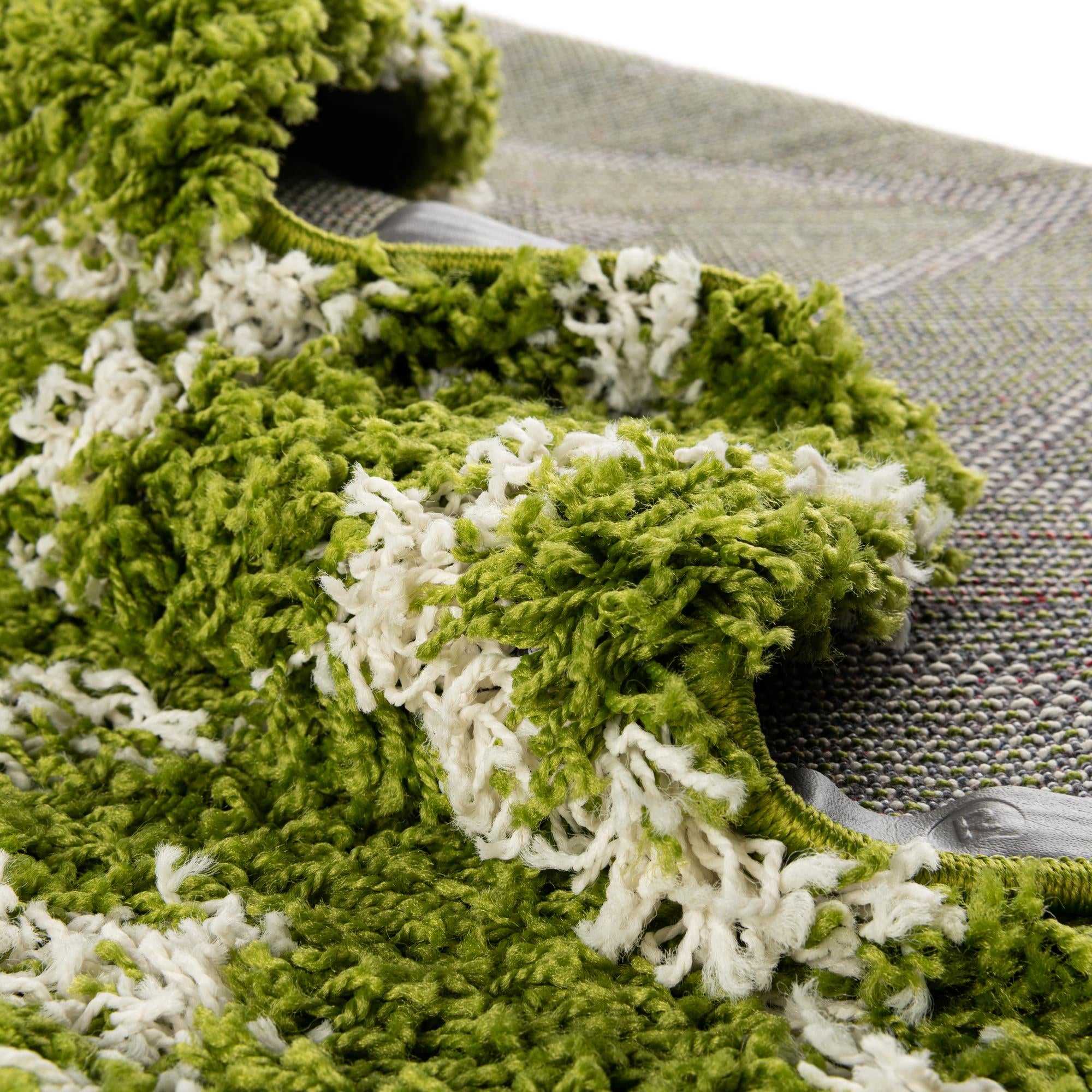 2' x 5' Lattice Shag Runner Rug