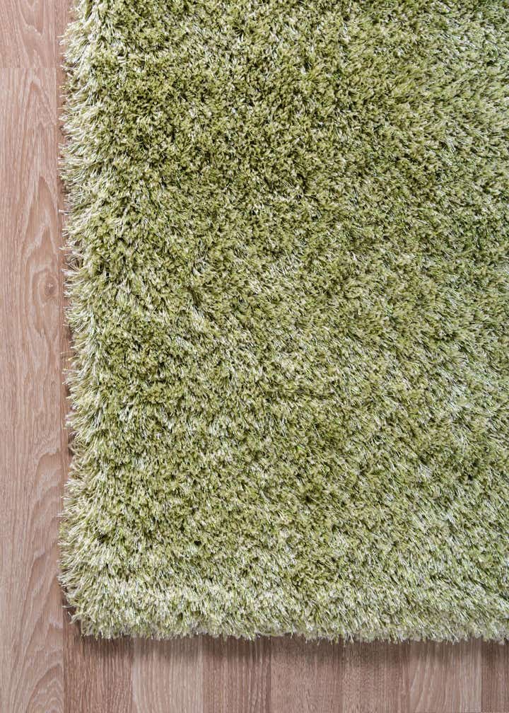 2' 7 x 6' Luxury Solid Shag Runner Rug