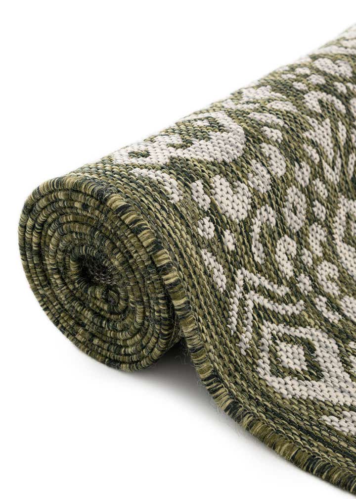 2' x 6' Easy-Clean Border Indoor / Outdoor Runner Rug