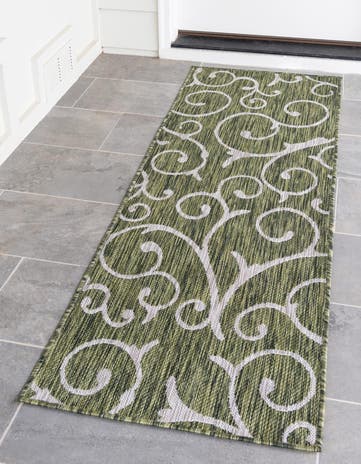 2' x 6' Easy-Clean Botanical Indoor / Outdoor Runner Rug