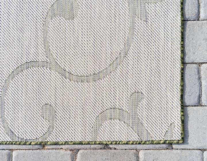 2' x 6' Easy-Clean Botanical Indoor / Outdoor Runner Rug