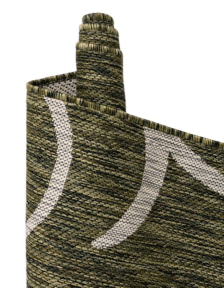 Detail image of 2' x 6'  Washable Botanical Indoor / Outdoor Runner Rug