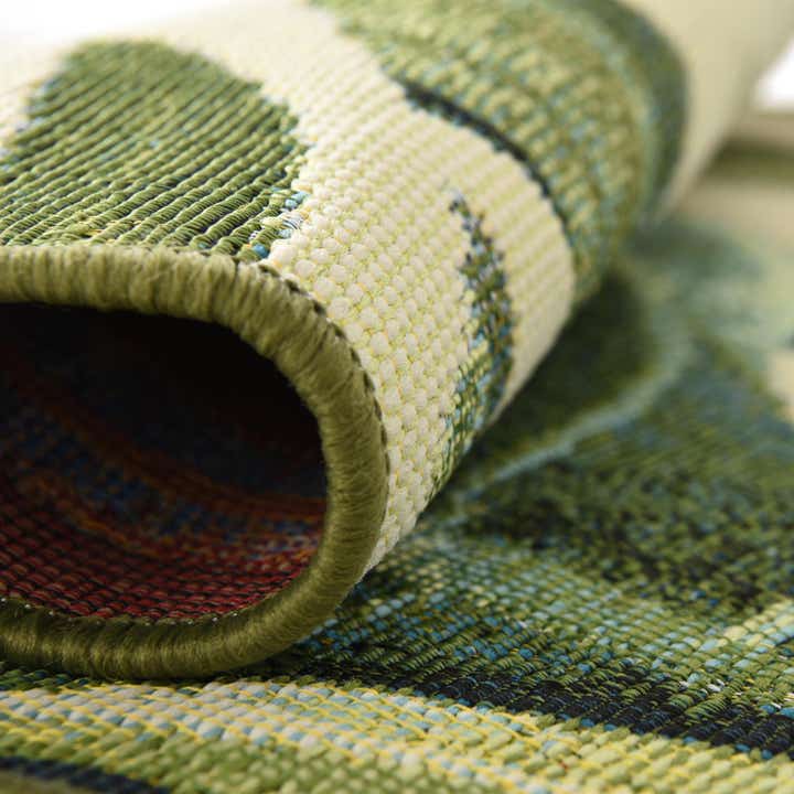 2' x 4' Easy-Clean Botanical Indoor / Outdoor Runner Rug