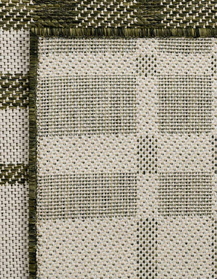 2' 7 x 12' Easy-Clean Checkered Indoor / Outdoor Runner Rug