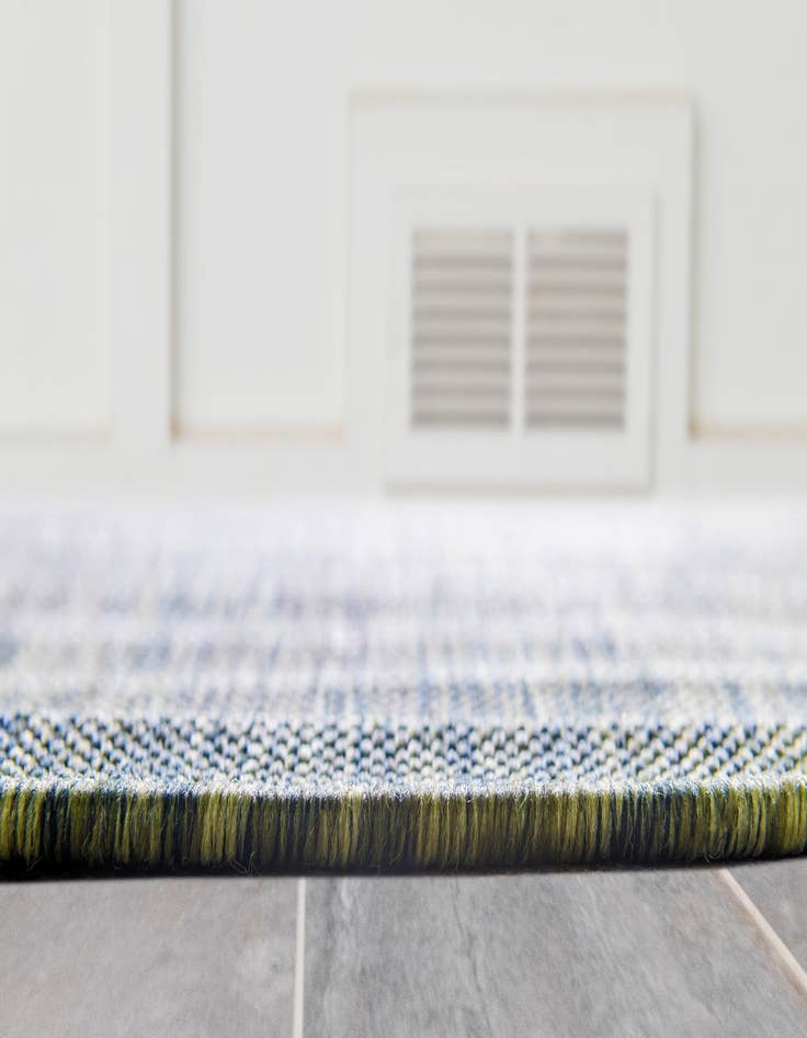 Detail image of 2' x 6'  Washable Modern Indoor / Outdoor Runner Rug