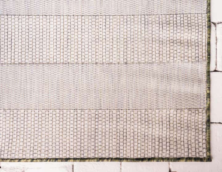 2' 7 x 10' Easy-Clean Ribbon Indoor / Outdoor Runner Rug