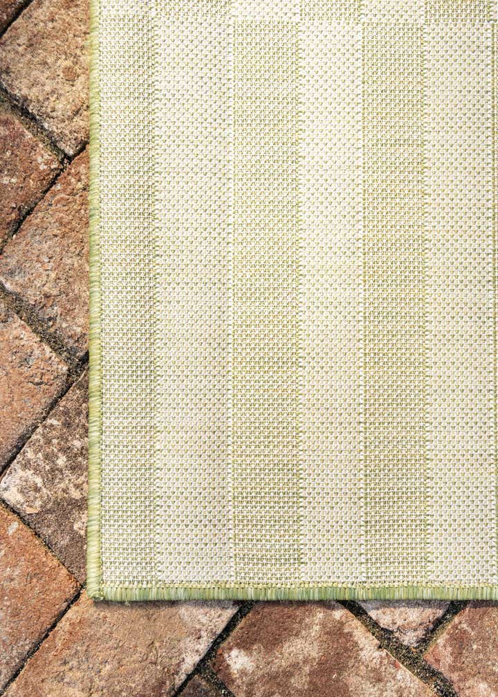 2' x 6' Easy-Clean Striped Indoor / Outdoor Runner Rug