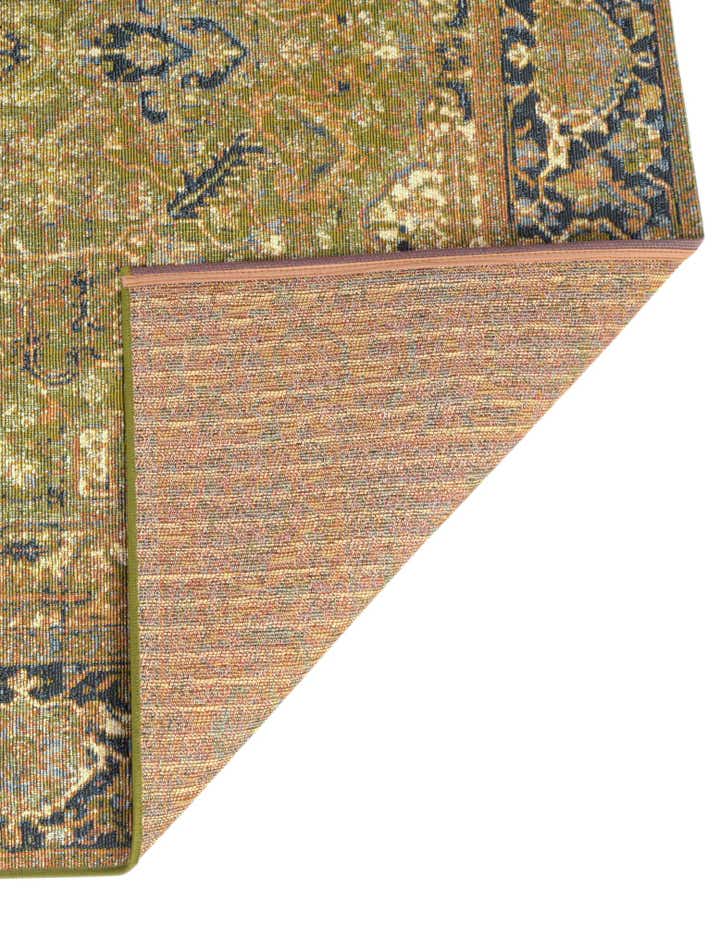2' 7 x 5' 3 Easy-Clean Traditional Indoor / Outdoor Runner Rug