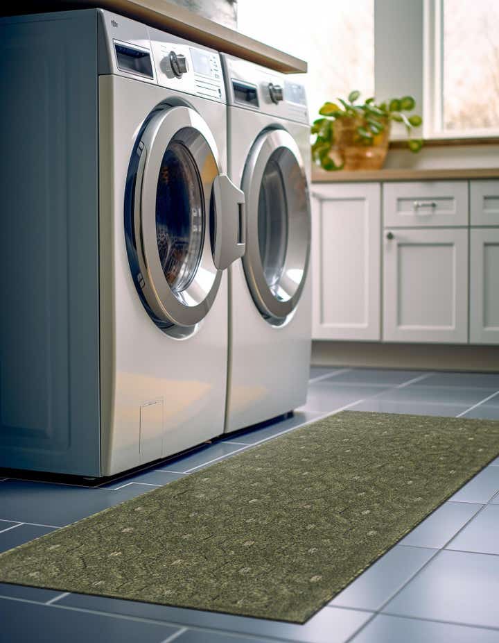 2' x 8' Easy-Clean Trellis Textured Indoor / Outdoor Runner Rug
