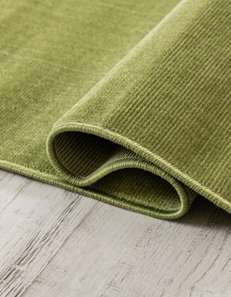 Detail image of 2' 9 x 9' 10 SoHo Runner Rug