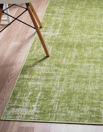 2' x 4' 1 Valencia Runner Rug