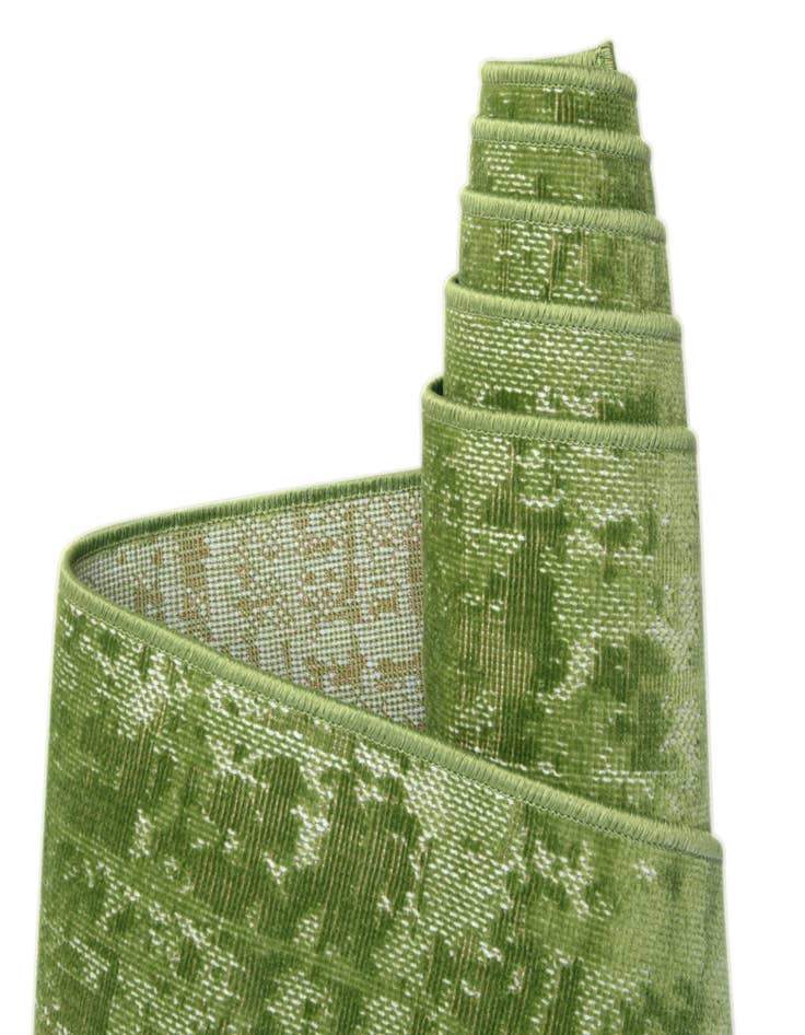 Detail image of 2' 7 x 10' Valencia Runner Rug