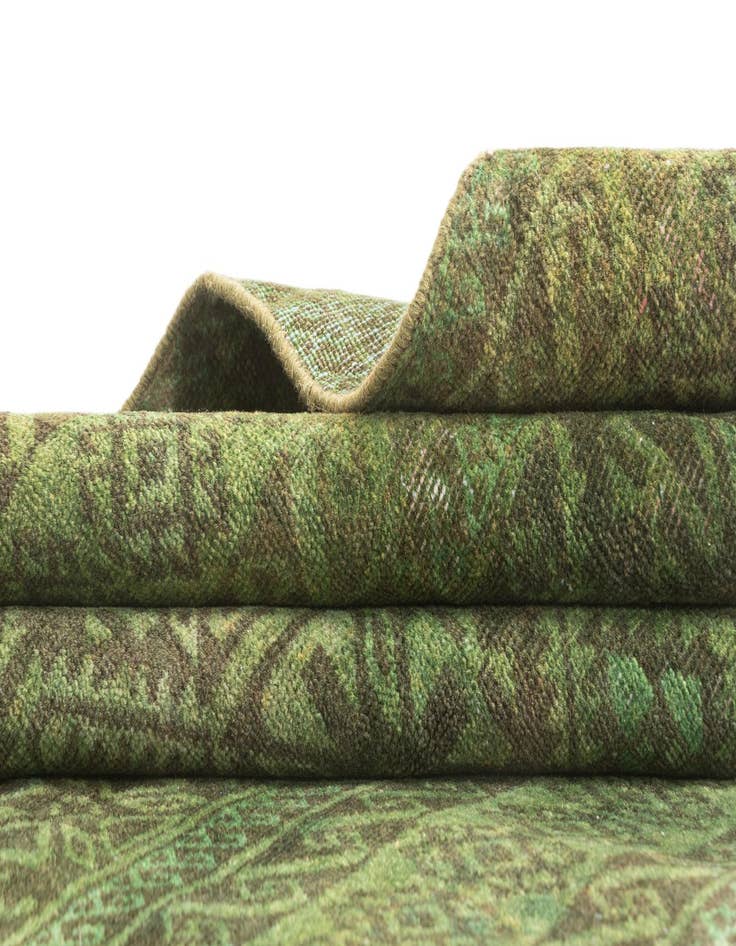 Detail image of 3' 9 x 7' 8 Vintage Royal Runner Rug