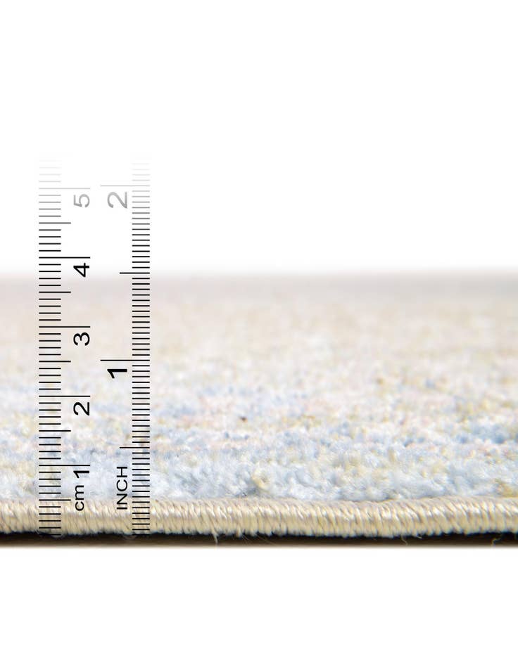 Detail image of 2' 7 x 8' 2 Williamsburg Runner Rug