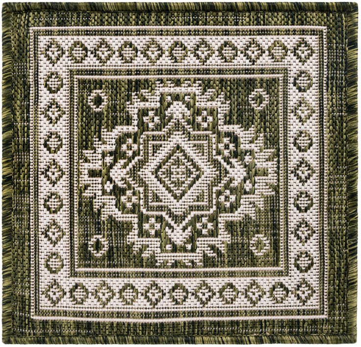 Detail image of 1' 4 x 1' 4 Easy-Clean Aztec Indoor / Outdoor Sample Rug