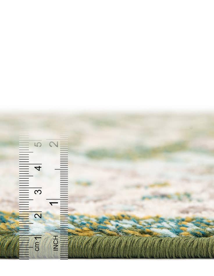 Detail image of 7' 10 x 7' 10 Carrington Square Rug