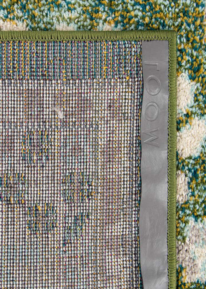 7' 10 x 7' 10 Carrington Square Rug