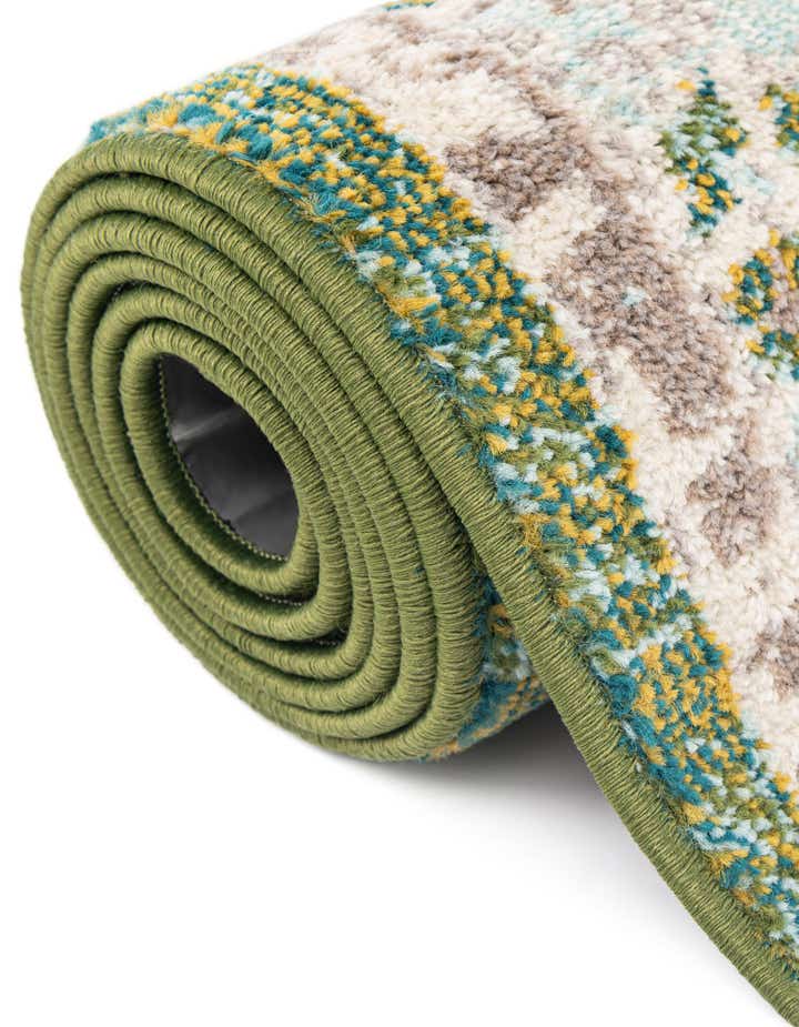 7' 10 x 7' 10 Carrington Square Rug