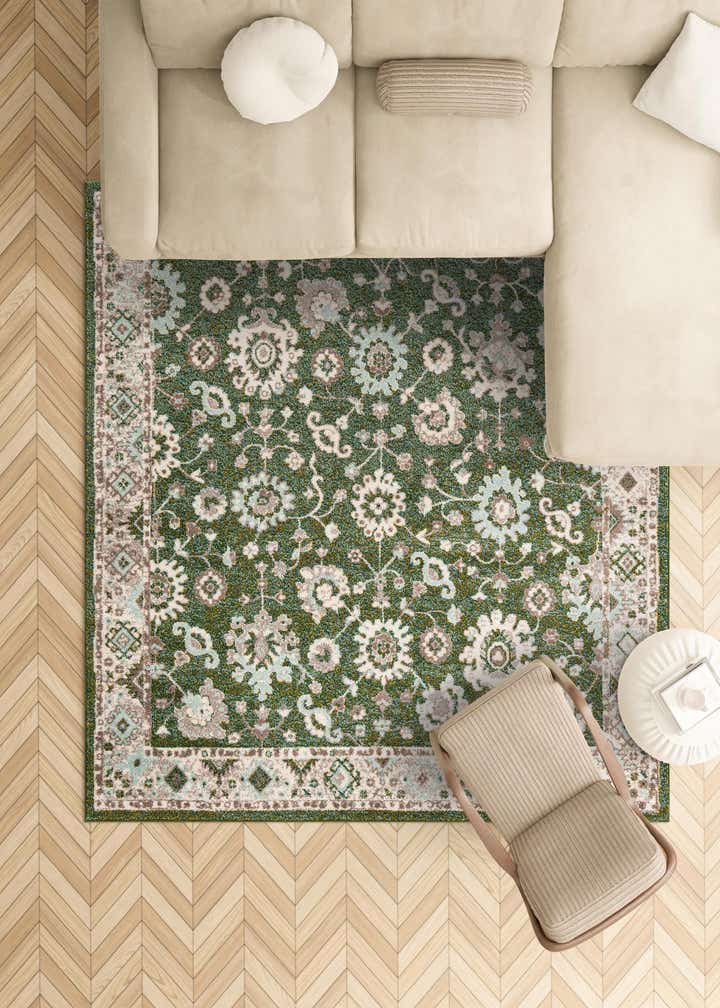 7' 10 x 7' 10 Carrington Square Rug
