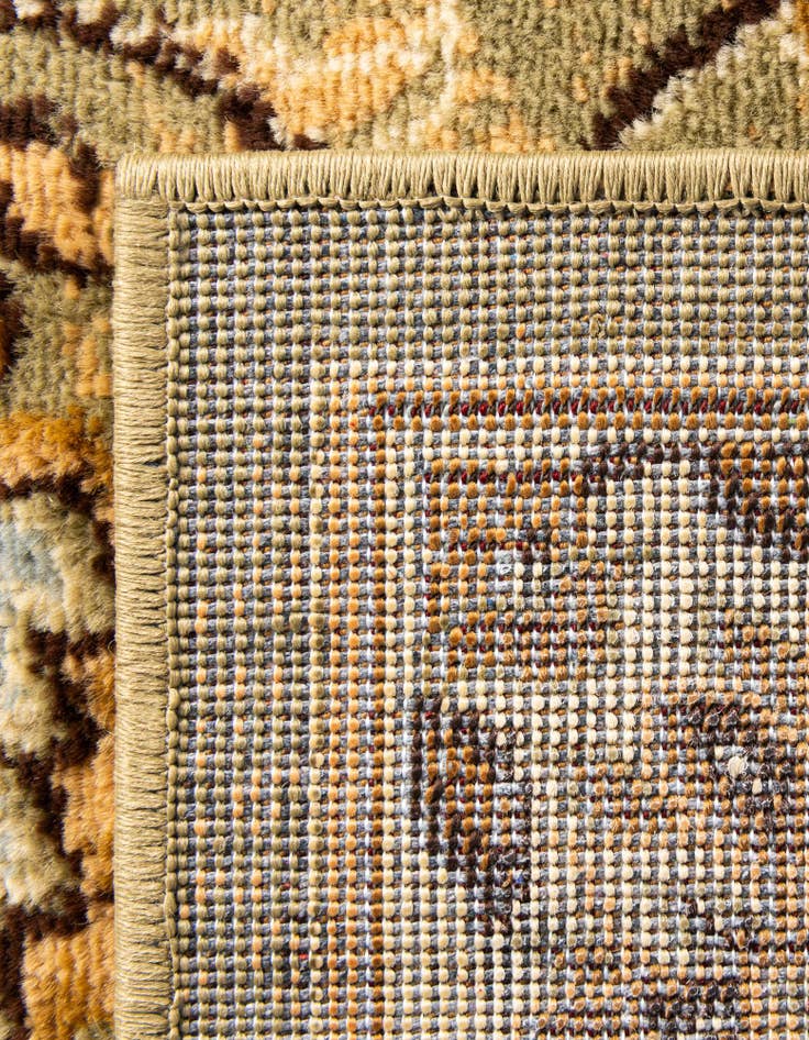 Detail image of 10' x 10' Classic Agra Square Rug