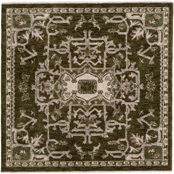 5' x 5' Grand Tradition Square Rug