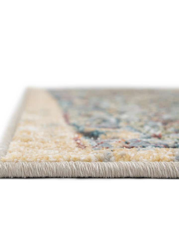 7' 10 x 7' 10 Isabella Square Rug