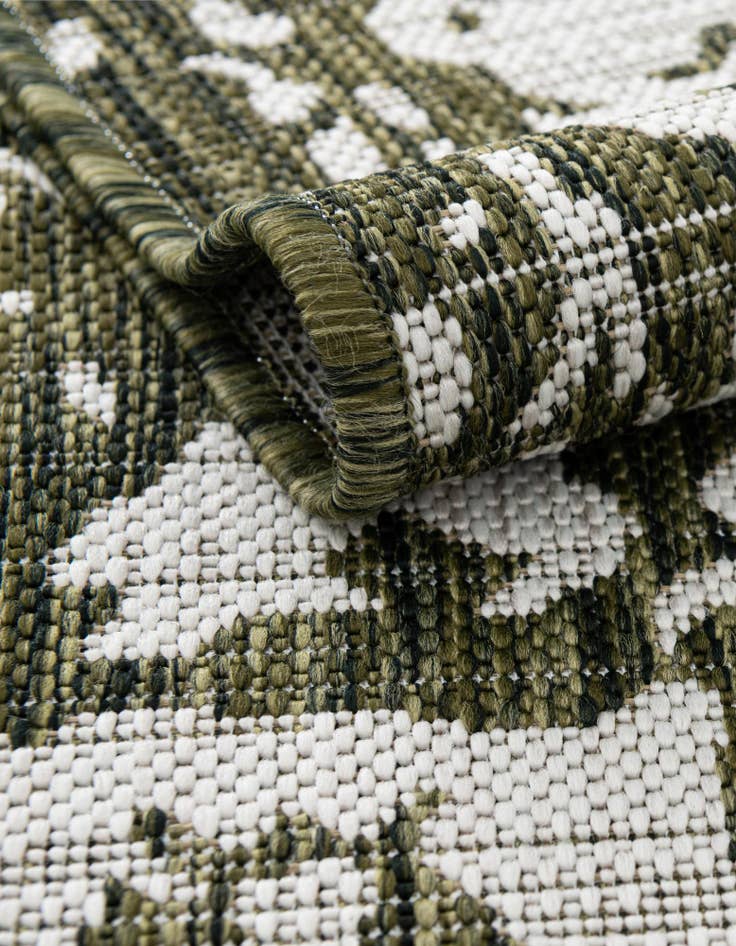 Detail image of 10' 8 x 10' 8 Easy-Clean Jill Zarin Dubai Indoor / Outdoor Square Rug
