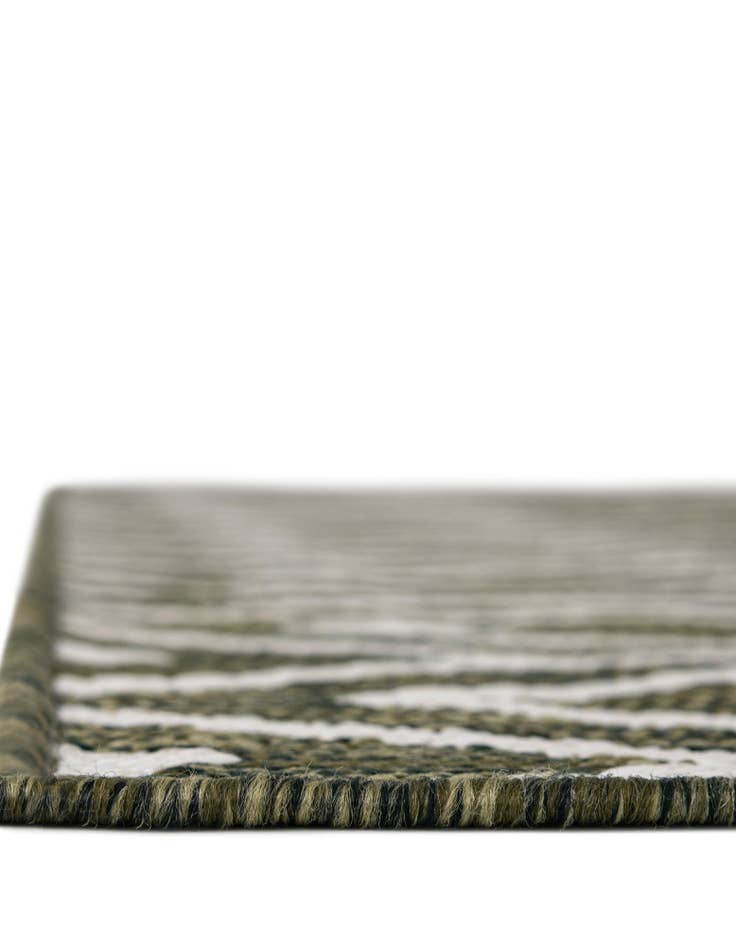 Detail image of 7' 10 x 7' 10 Easy-Clean Jill Zarin Turks and Caicos Indoor / Outdoor Square Rug