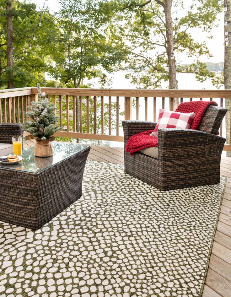 Detail image of 7' 10 x 7' 10 Easy-Clean Jill Zarin Cape Town Indoor / Outdoor Square Rug