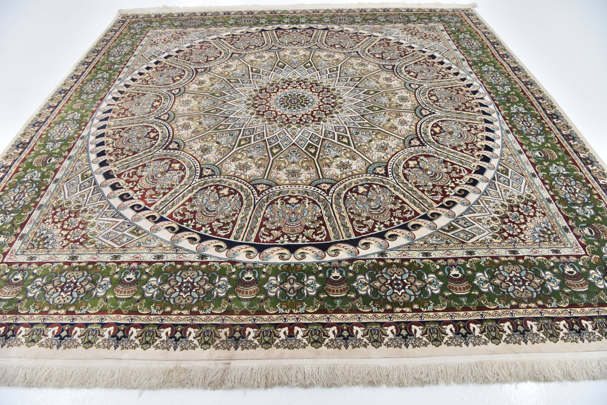 10' x 10' Nain Design Square Rug
