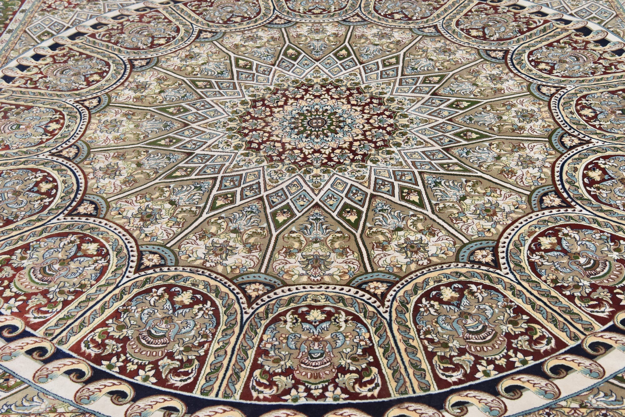10' x 10' Nain Design Square Rug