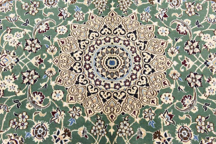 4' 10 x 5' Hand Knotted Nain Persian Square Rug