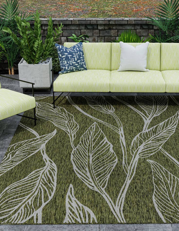 Detail image of 13' x 13'  Washable Botanical Indoor / Outdoor Square Rug