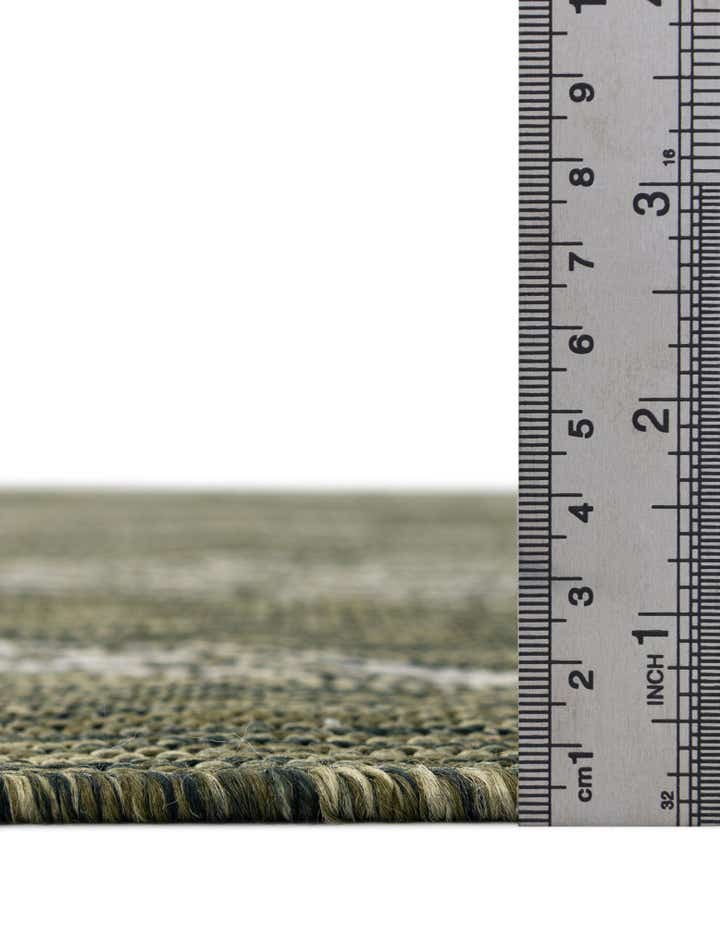 7' 10 x 7' 10 Easy-Clean Botanical Indoor / Outdoor Square Rug
