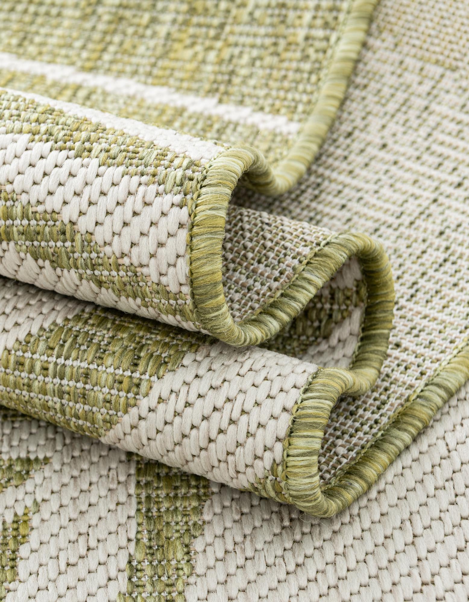 13' x 13' Easy-Clean Botanical Indoor / Outdoor Square Rug