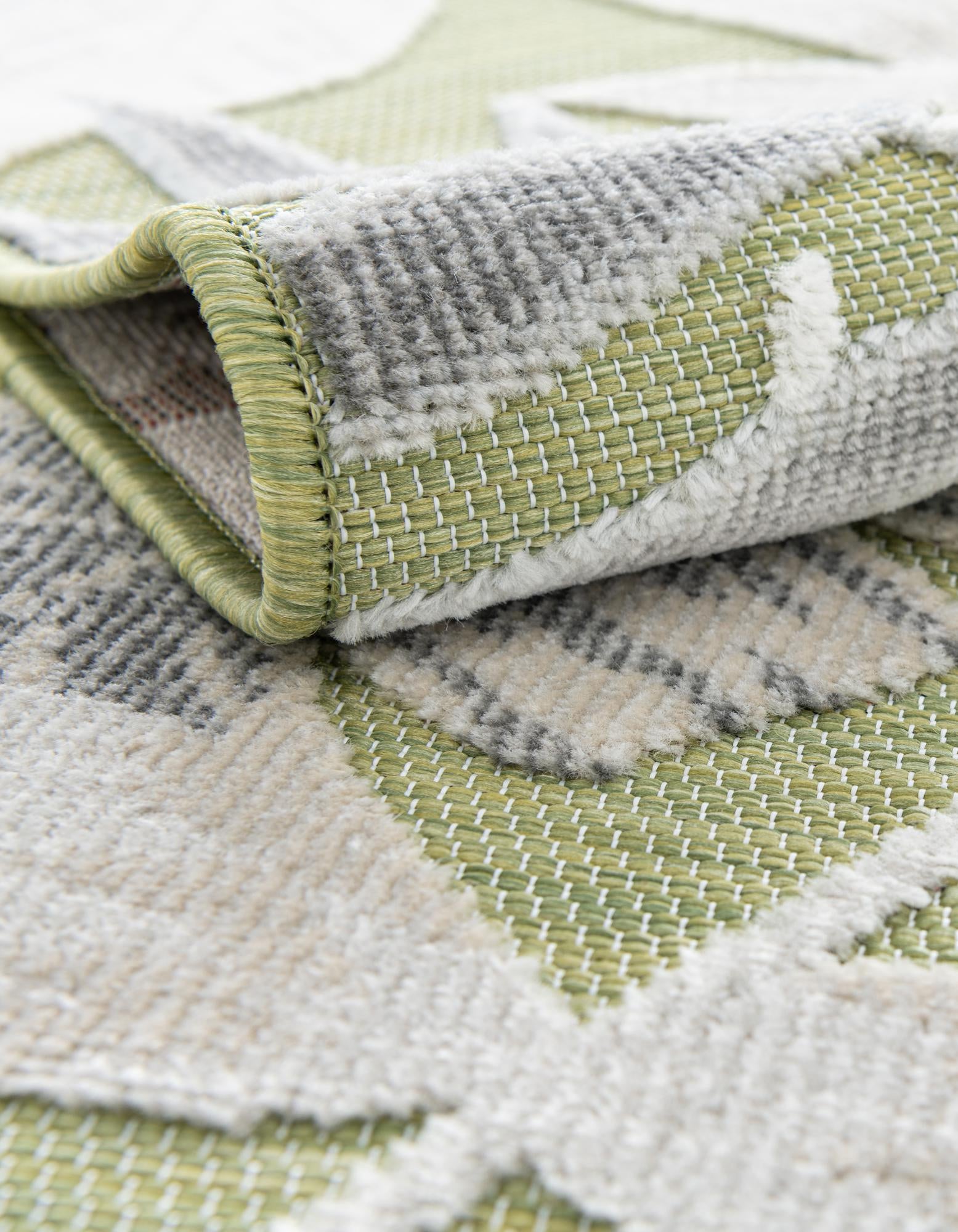 8' 2 x 8' 2 Easy-Clean Botanical Indoor / Outdoor Square Rug
