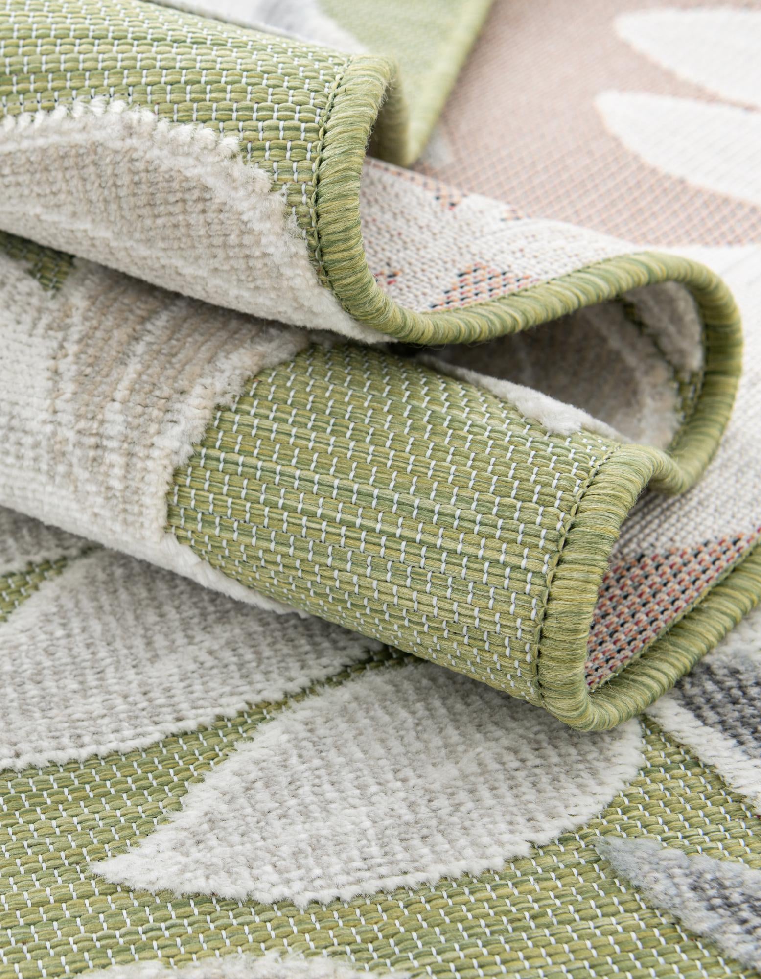 8' 2 x 8' 2 Easy-Clean Botanical Indoor / Outdoor Square Rug