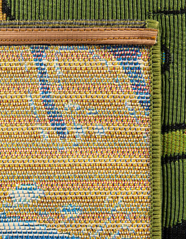 Detail image of 7' 10 x 7' 10  Washable Botanical Indoor / Outdoor Square Rug