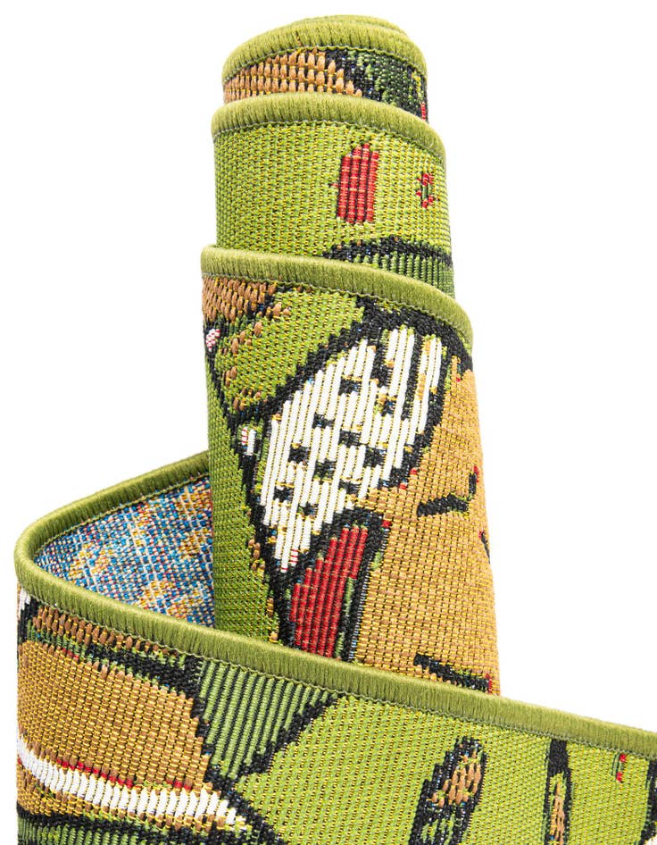 Detail image of 7' 10 x 7' 10  Washable Botanical Indoor / Outdoor Square Rug