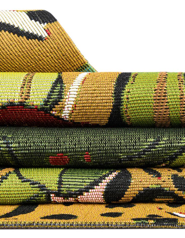 Detail image of 7' 10 x 7' 10  Washable Botanical Indoor / Outdoor Square Rug