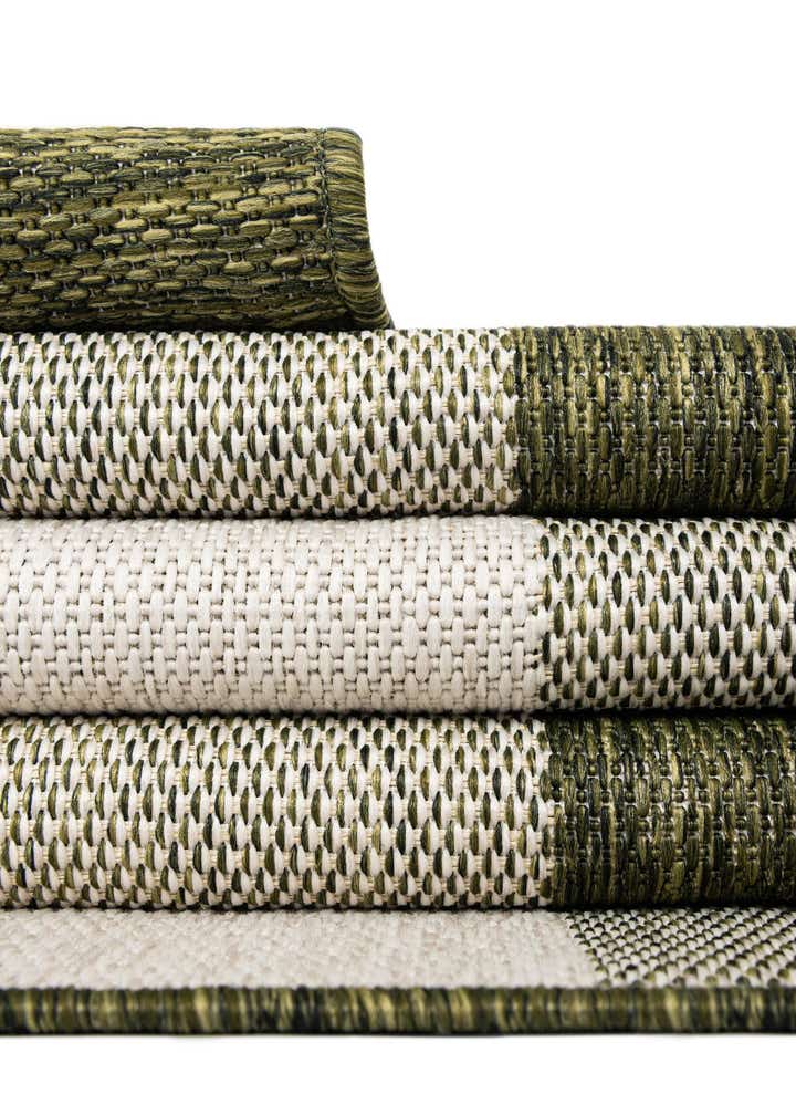 10' x 10' Easy-Clean Checkered Indoor / Outdoor Square Rug
