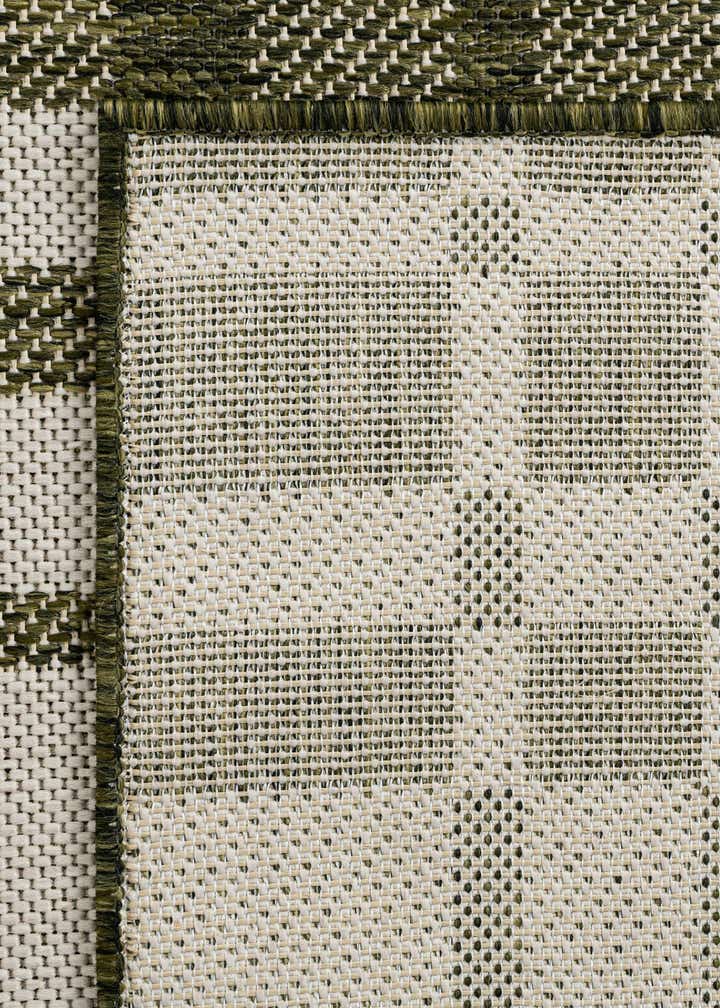 10' x 10' Easy-Clean Checkered Indoor / Outdoor Square Rug