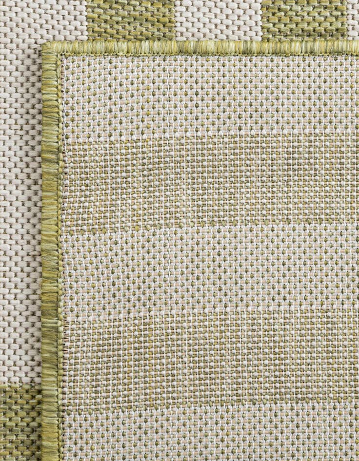Detail image of 5' 3 x 5' 3 Washable Ribbon Indoor / Outdoor Square Rug