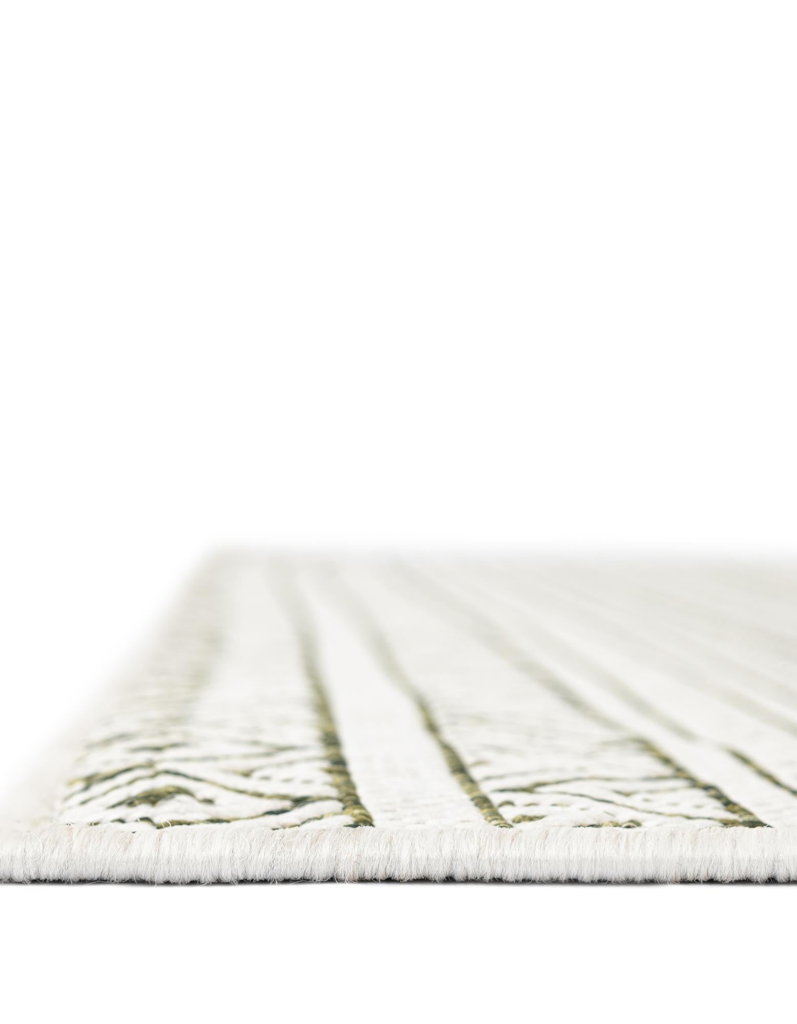 5' 3 x 5' 3 Easy-Clean Striped Indoor / Outdoor Square Rug