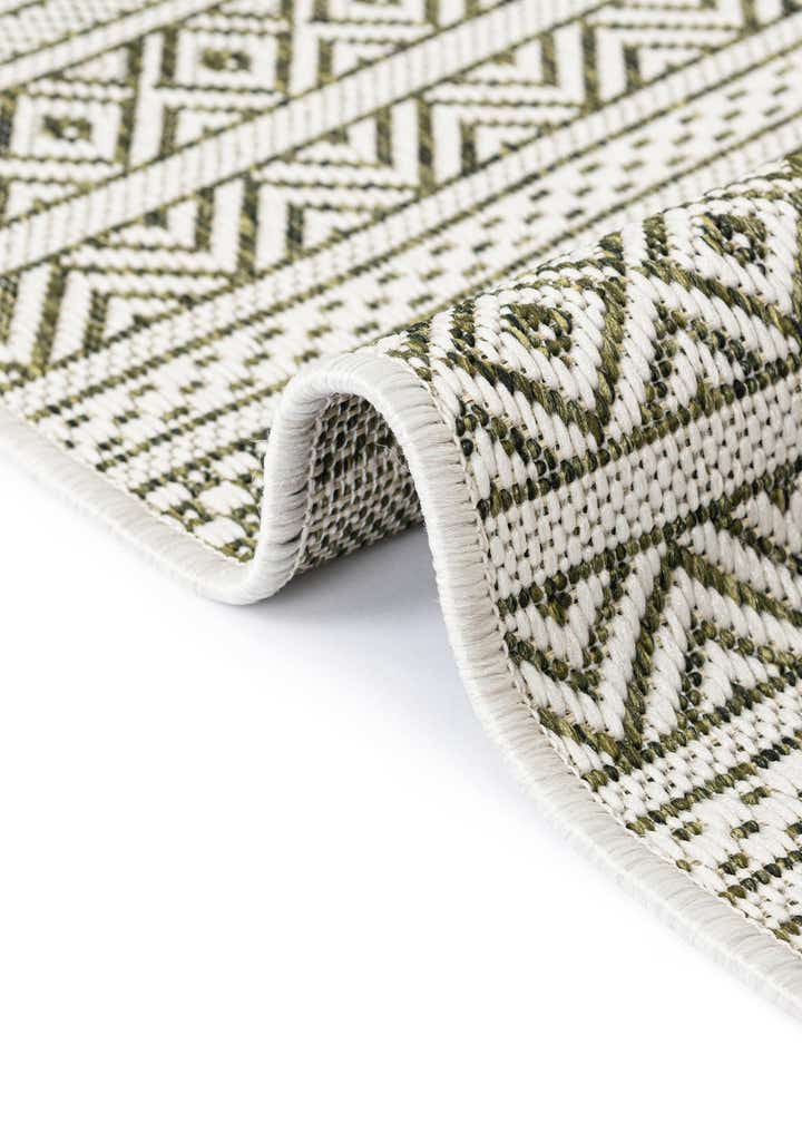 5' 3 x 5' 3 Easy-Clean Striped Indoor / Outdoor Square Rug
