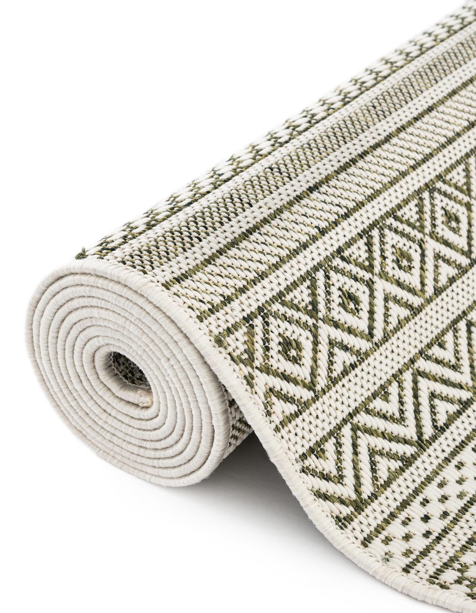 5' 3 x 5' 3 Easy-Clean Striped Indoor / Outdoor Square Rug