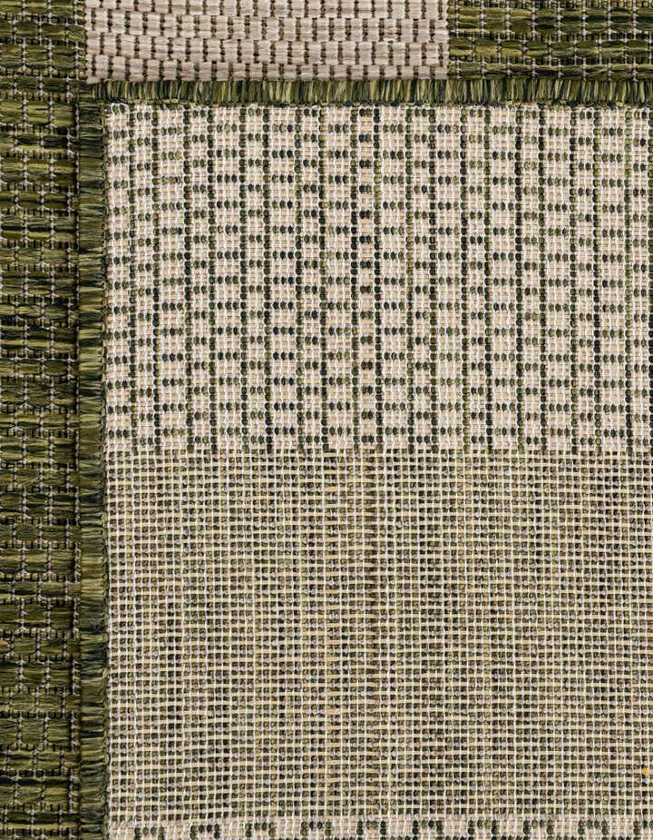 7' 10 x 7' 10 Easy-Clean Striped Indoor / Outdoor Square Rug