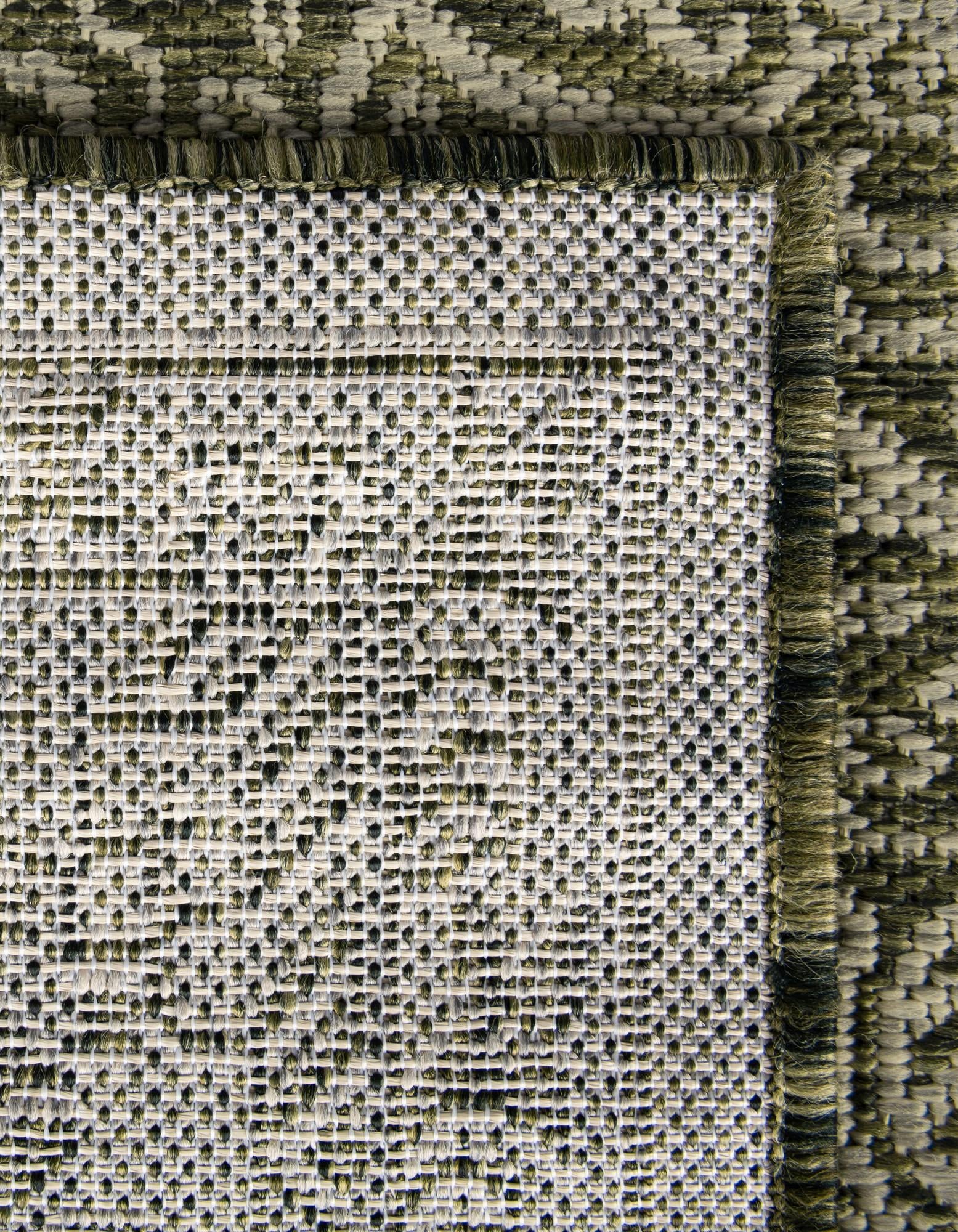 13' x 13' Easy-Clean Traditional Indoor / Outdoor Square Rug
