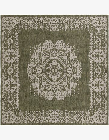 Green Easy-Clean Traditional Indoor / Outdoor Square Rug