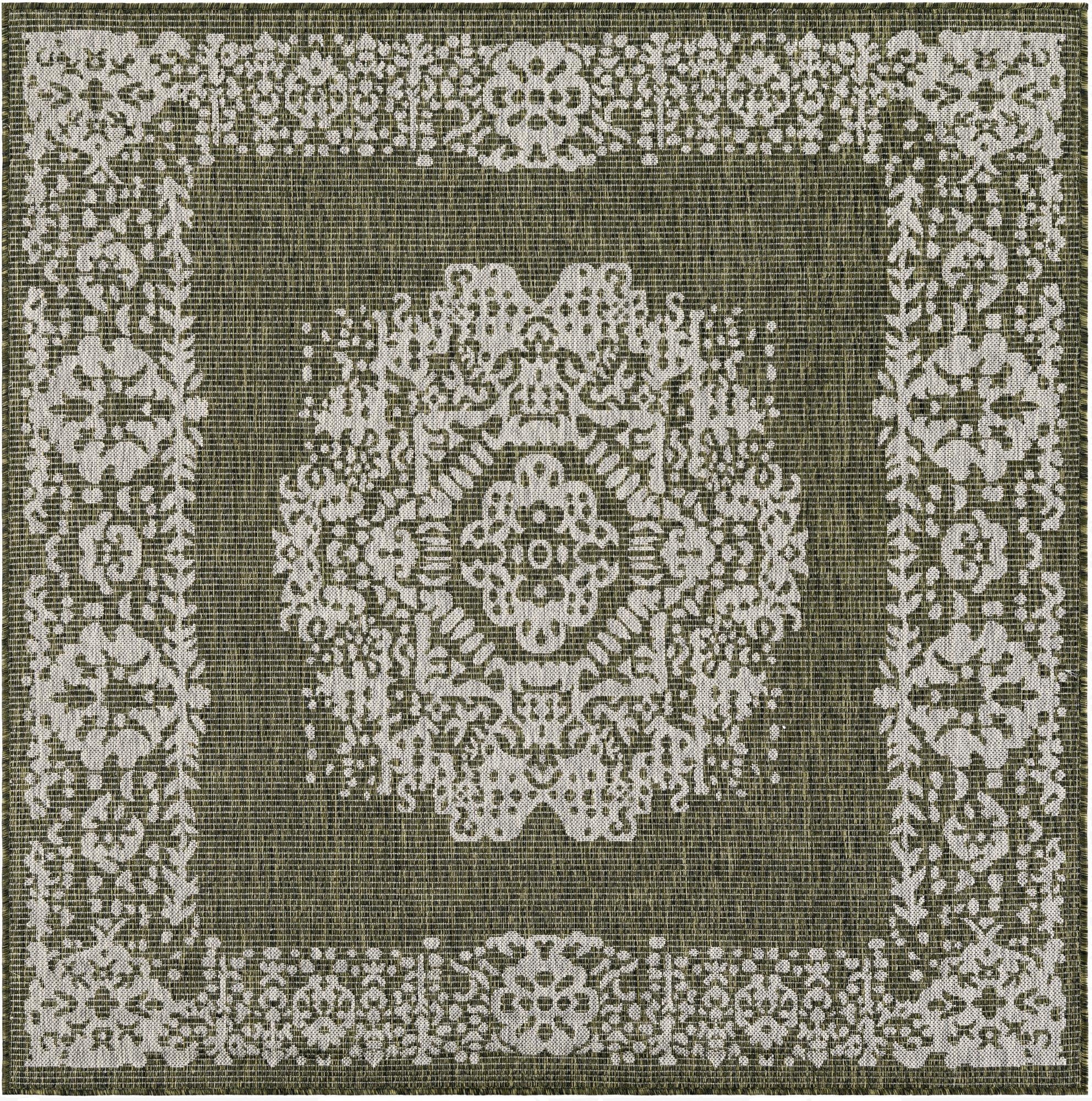 6' x 6'  Washable Traditional Indoor / Outdoor Square Rug